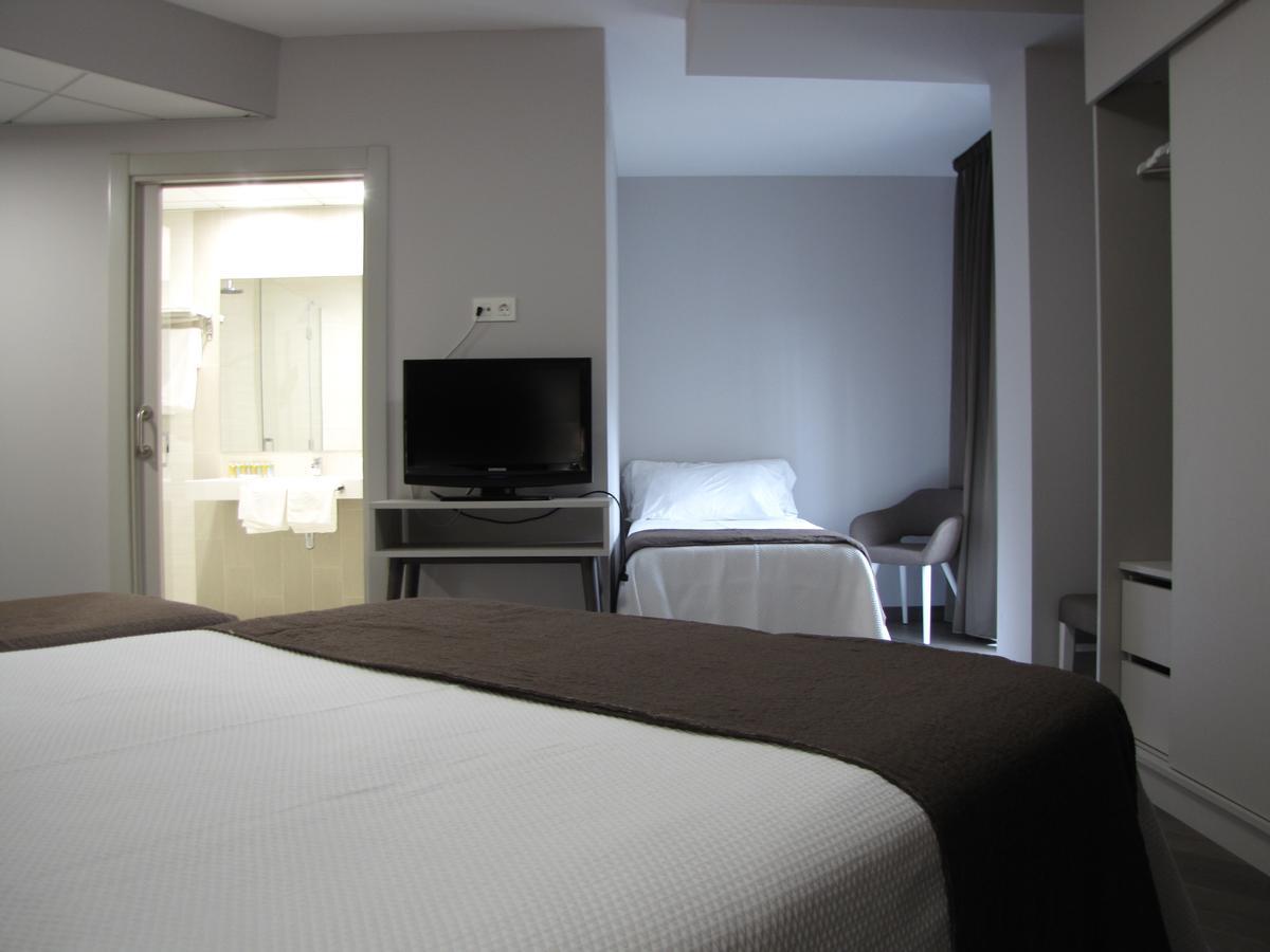 Superior Quadruple Room,664493472:JPEG