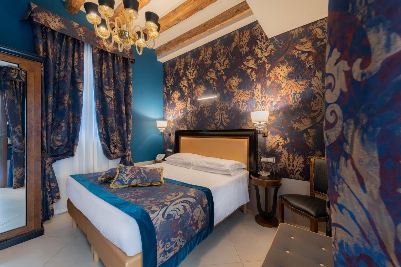 Double Room in Internal Courtyard - Ground Floor,664742028:JPEG