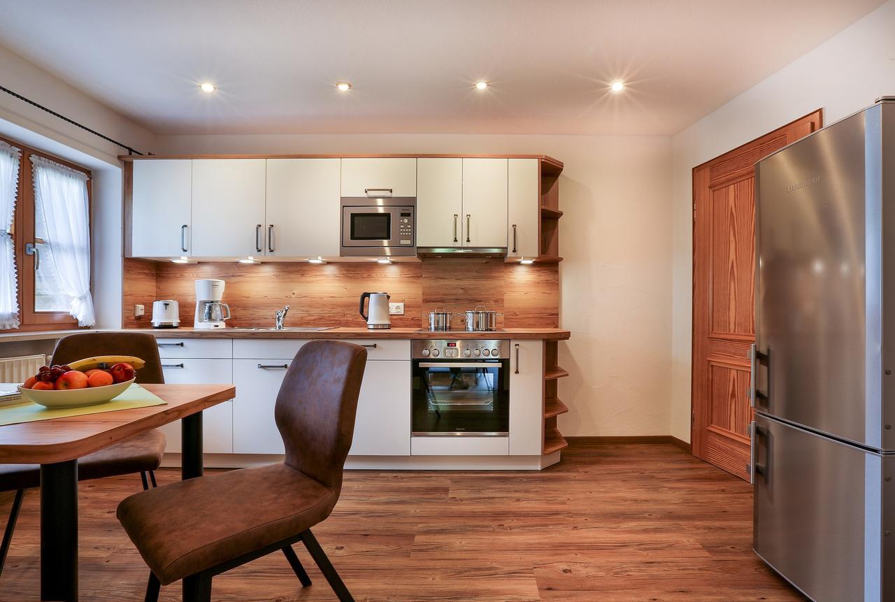 One-Bedroom Apartment,664951830:JPEG