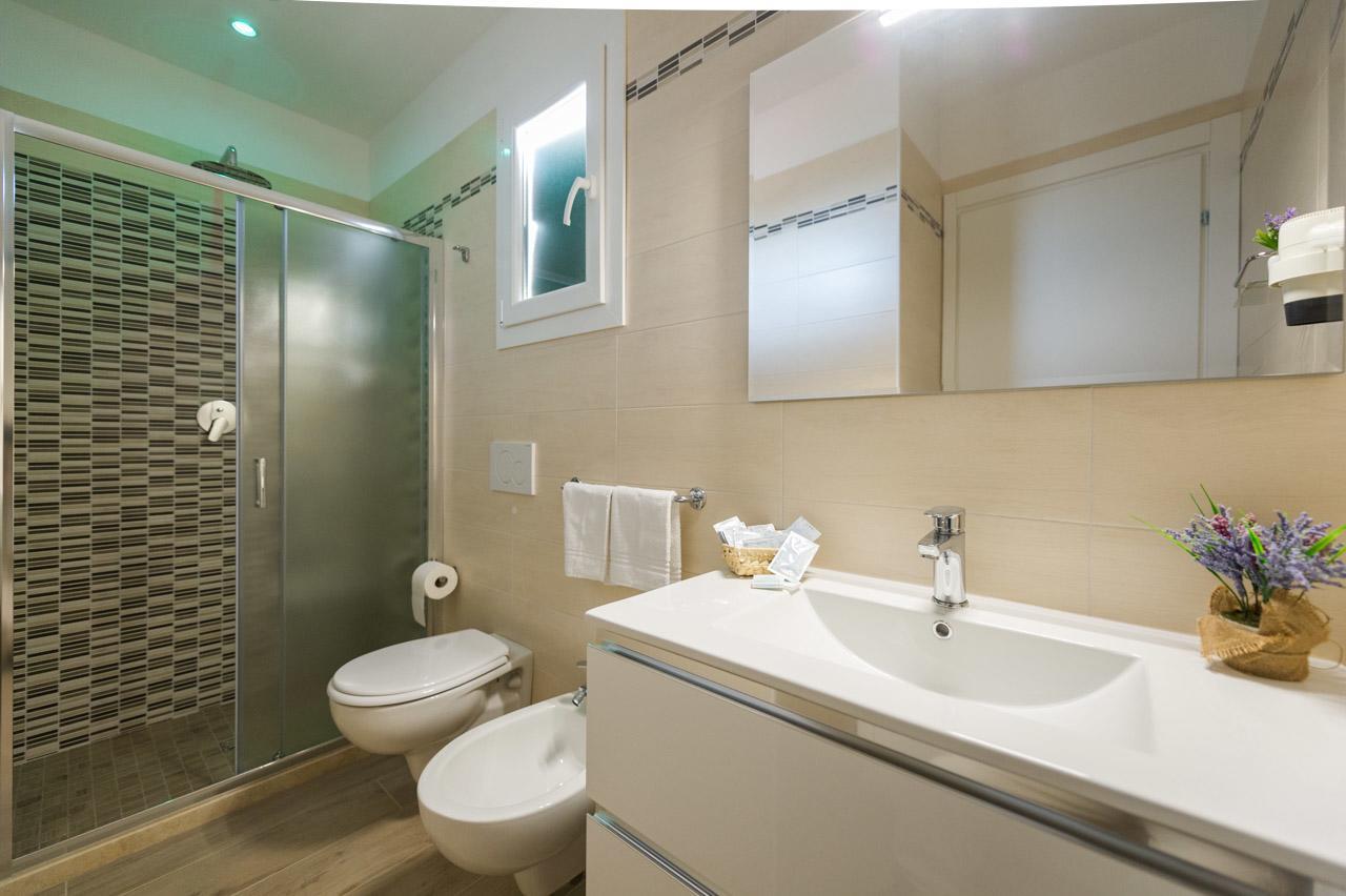 One Bedroom Apartment with Lateral Sea View,695629272:JPEG