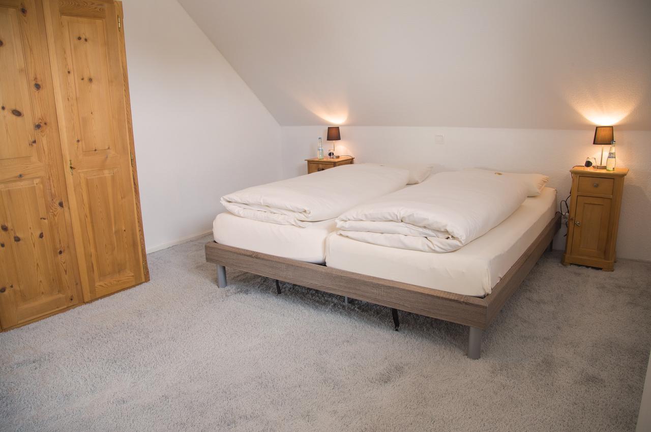 Apartment mit Balkon