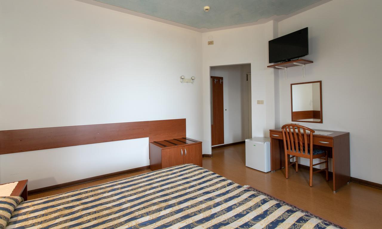 Quadruple Room with Sea View,665745798:JPEG