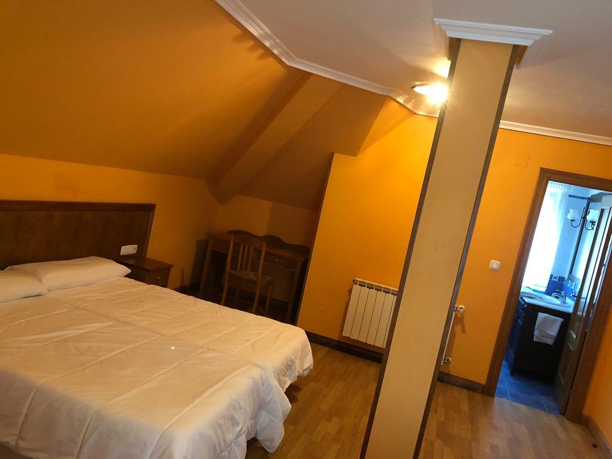 Double Room,668301609:JPEG