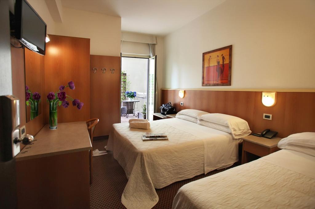 Superior Triple Room,257671393:JPEG