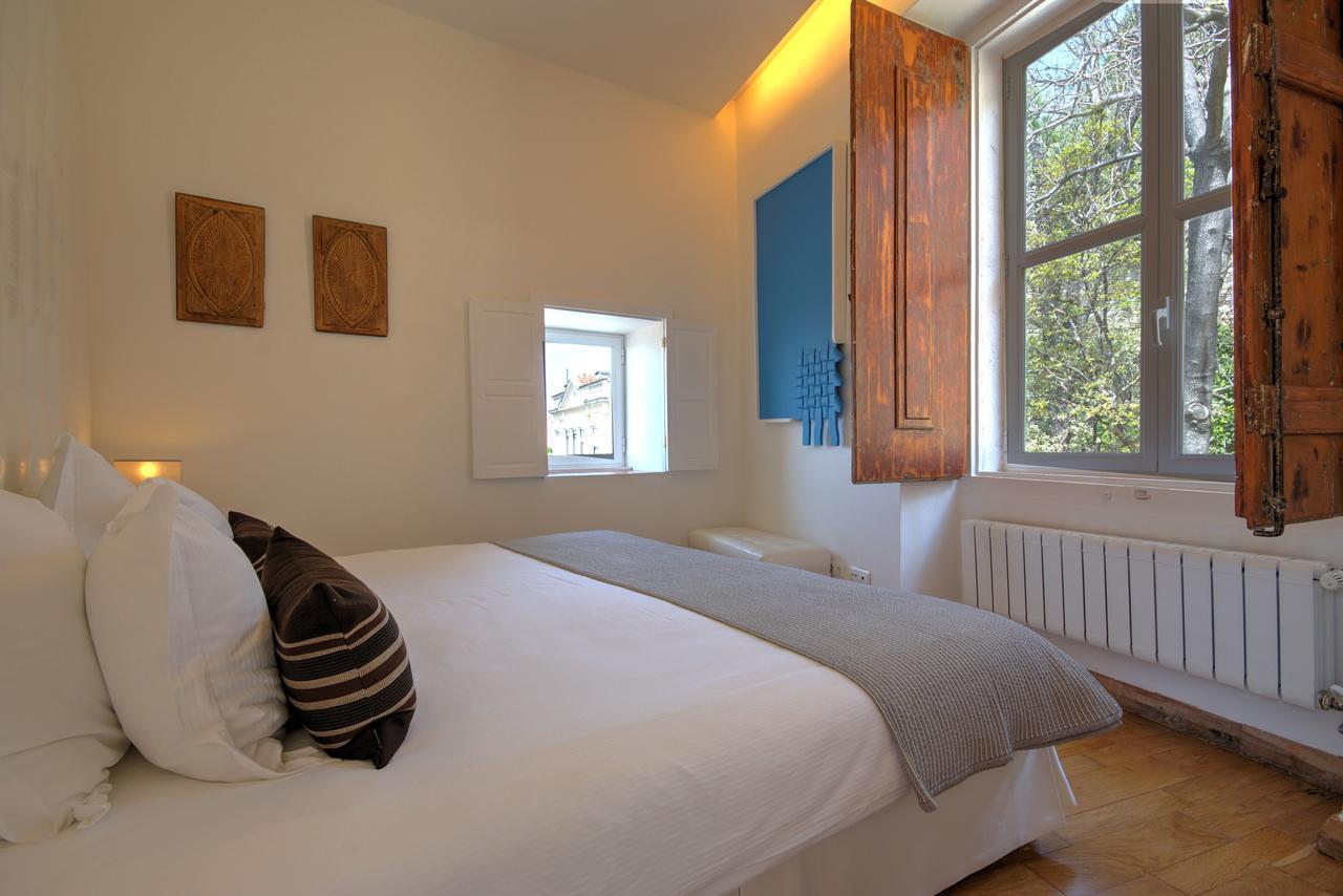 Luxe Maisonette/Duplex Suite met Panoramisch Uitzicht op de Rivier, de Stad en het Kasteel
