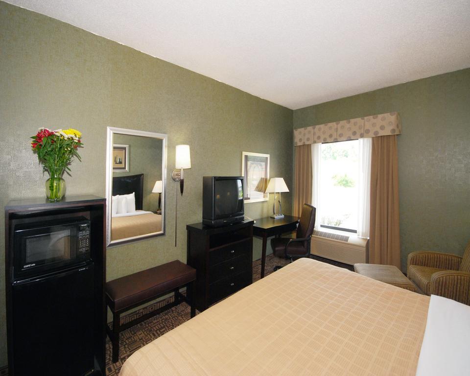 King Room - Non-Smoking