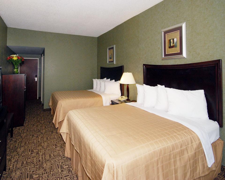 Double Room with Two Double Beds - Non-Smoking