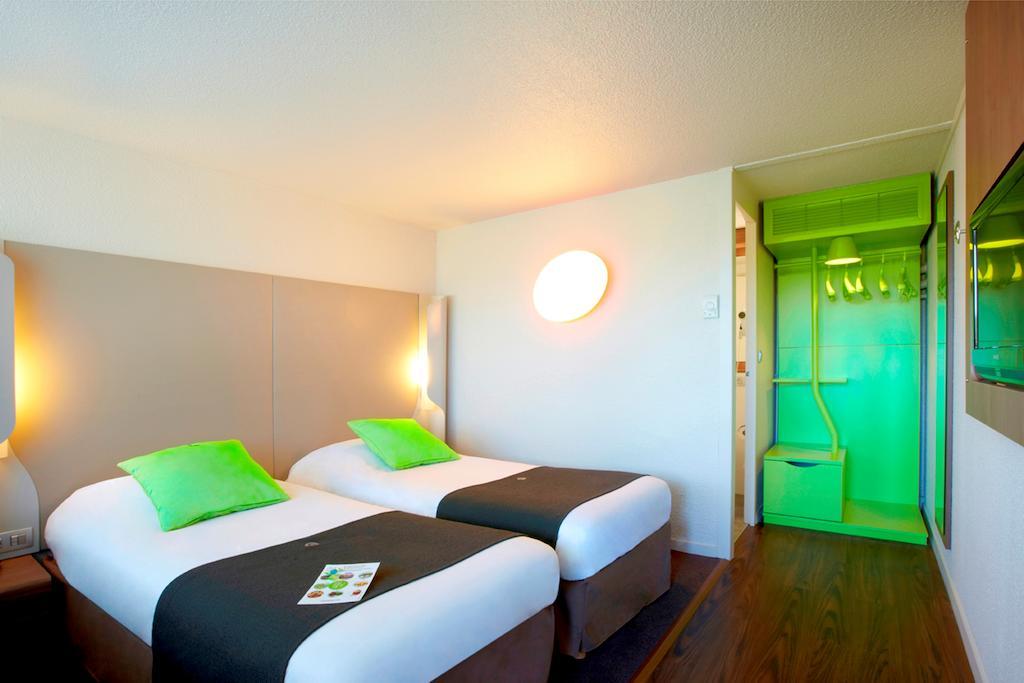 Standard Twin Room,700862746:JPEG