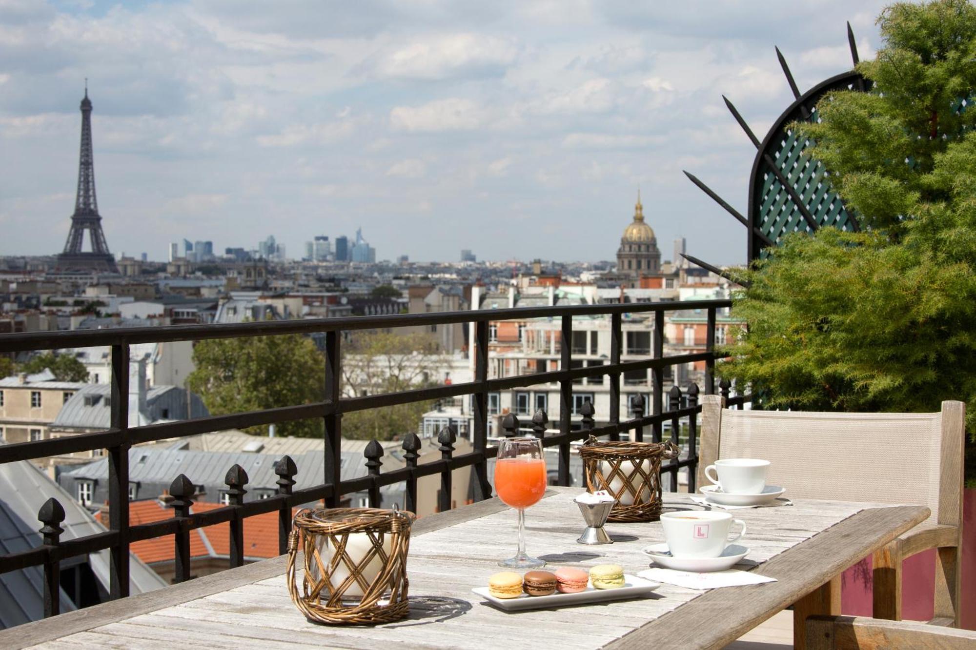 Suite avec Terrasse - Vue sur Tour Eiffel