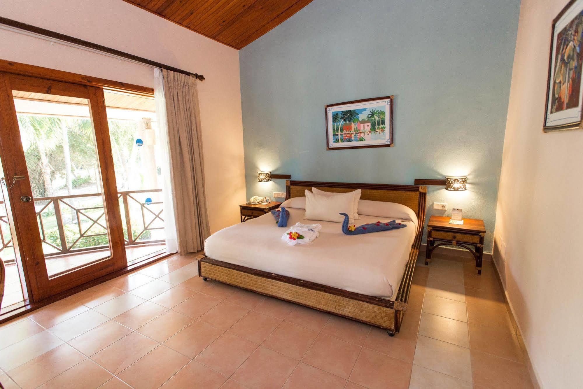Habitación Doble (2 adultos)
