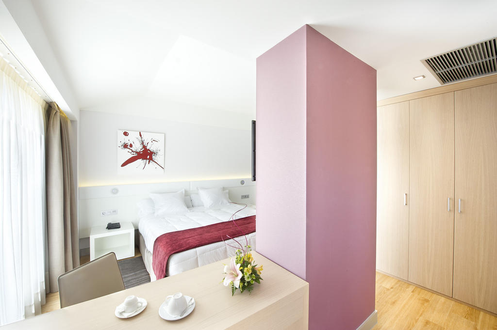 Habitación Cuádruple (3 adultos + 1 niño)