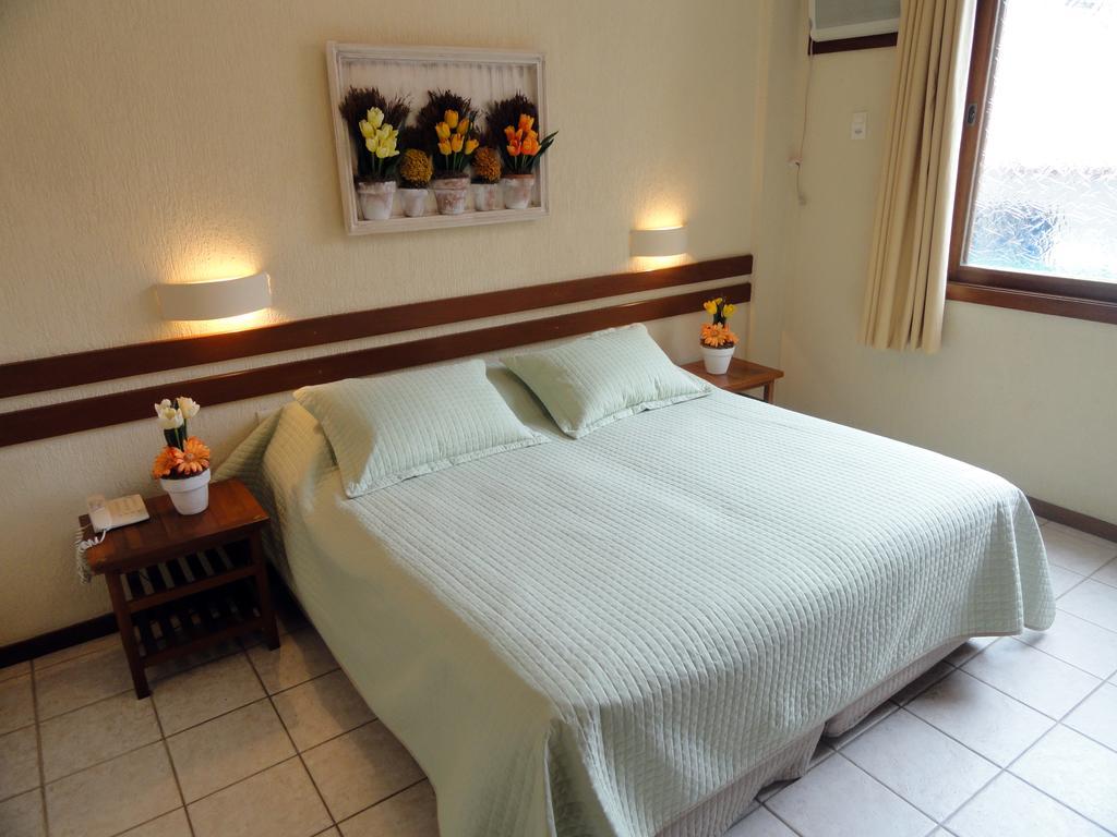 Quarto Triplo Standard