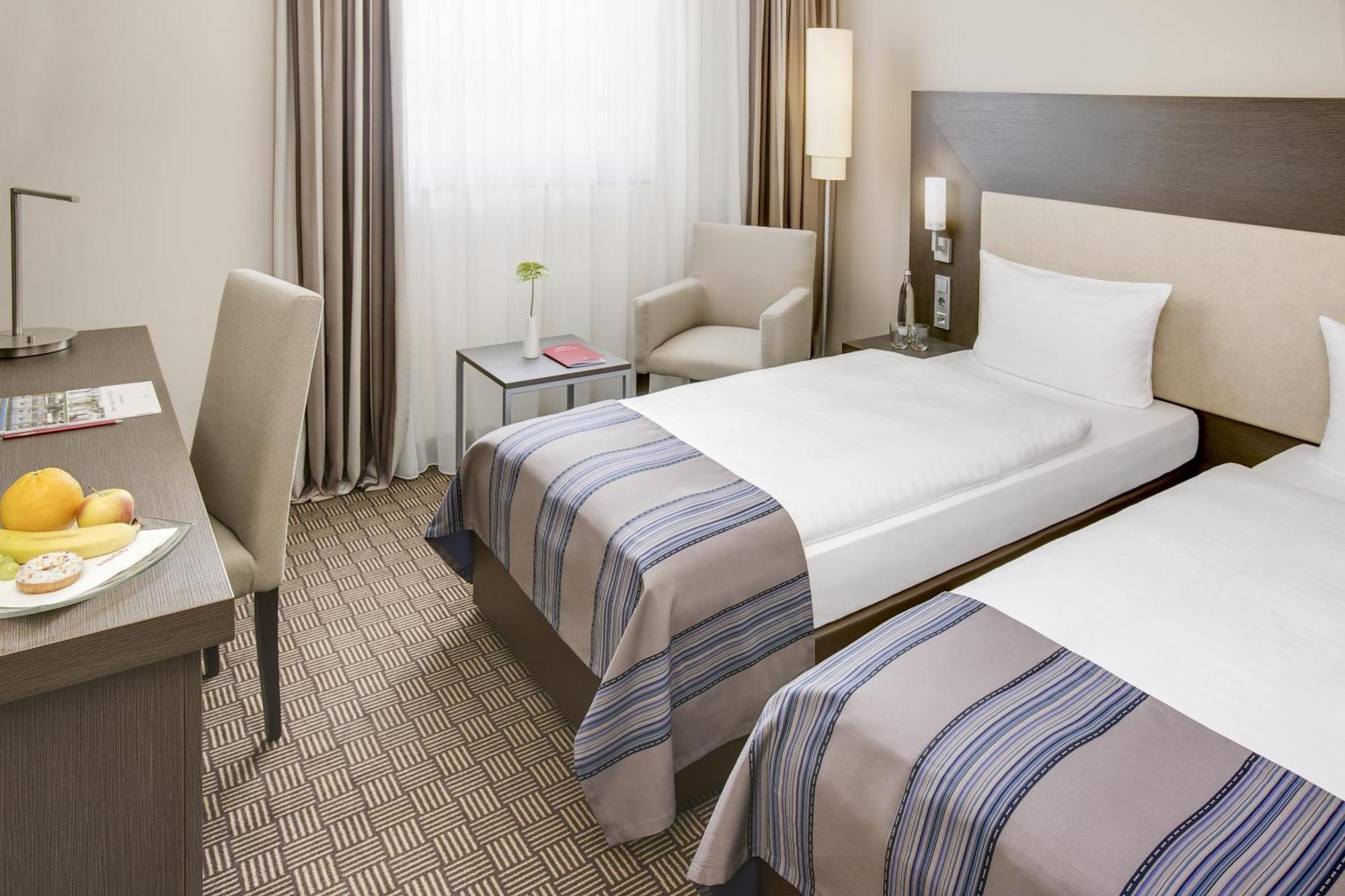 Standard Double or Twin Room,1007805430:JPEG