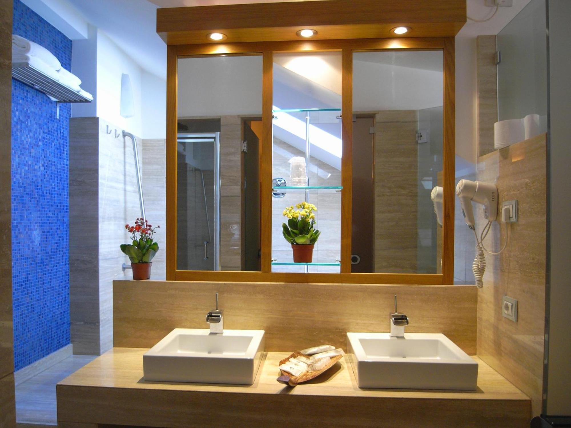 Family Room,775356715:JPEG