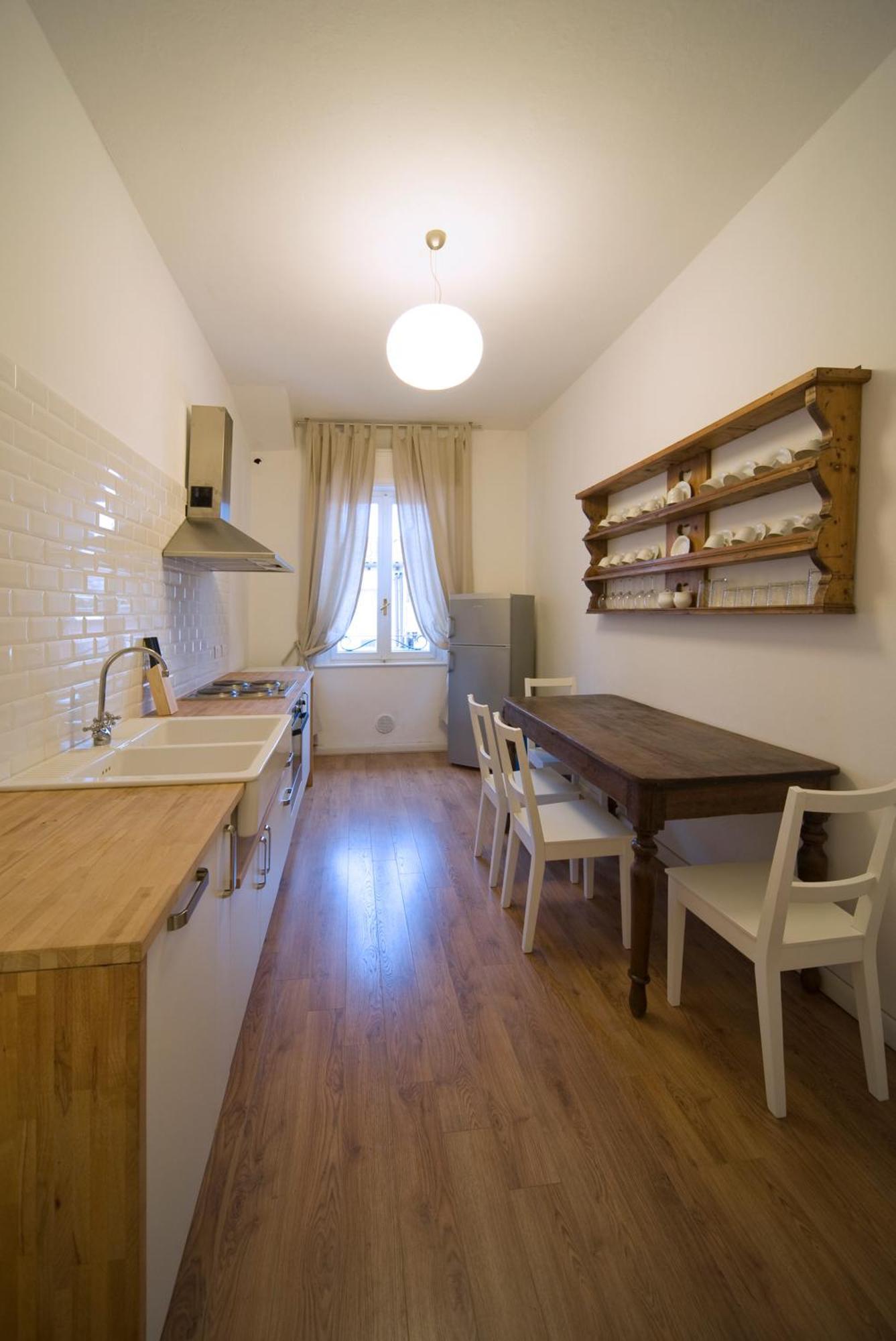 Three-Bedroom Apartment,684464490:JPEG