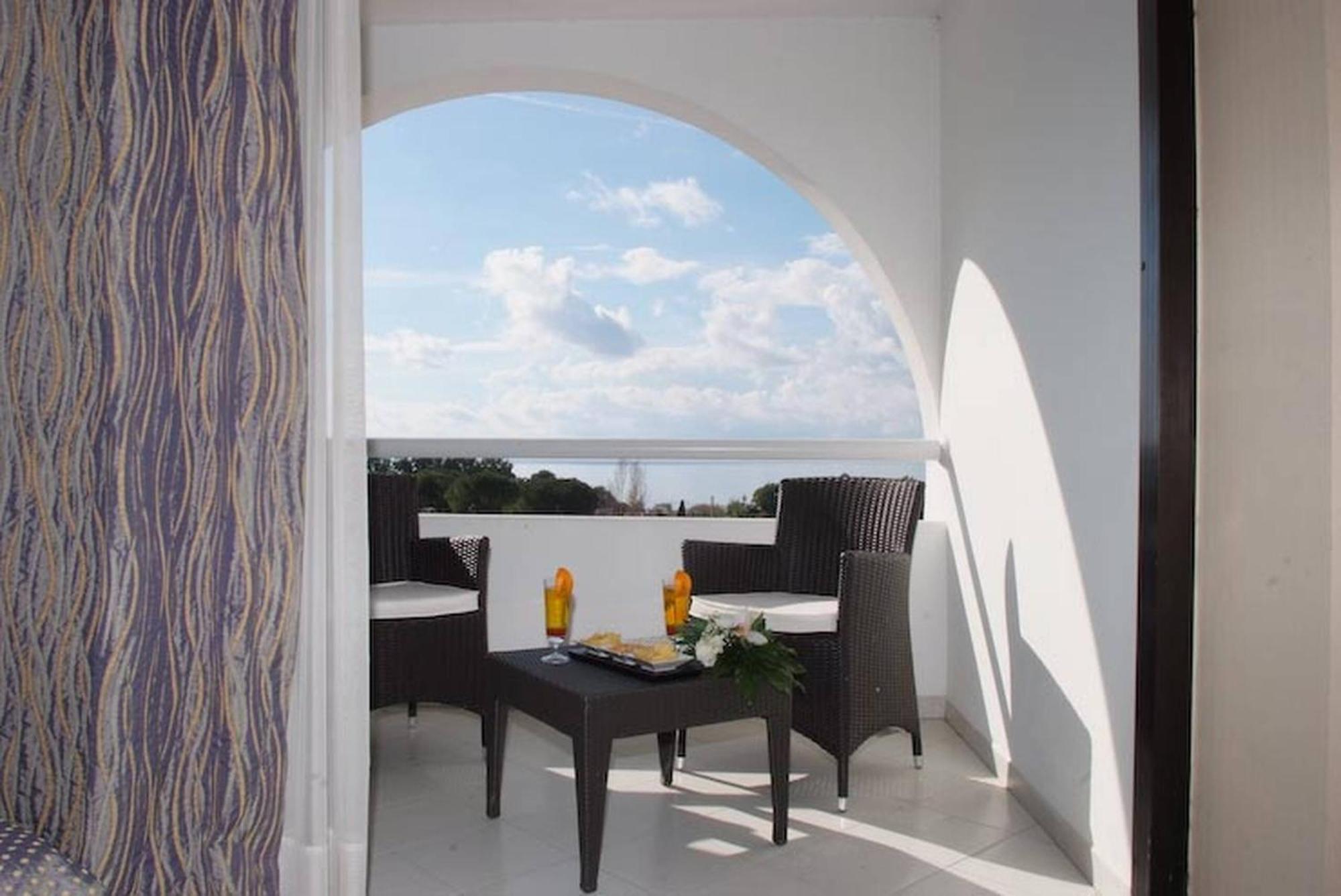 Elegance Double or Twin Room with Balcony,971269297:JPEG