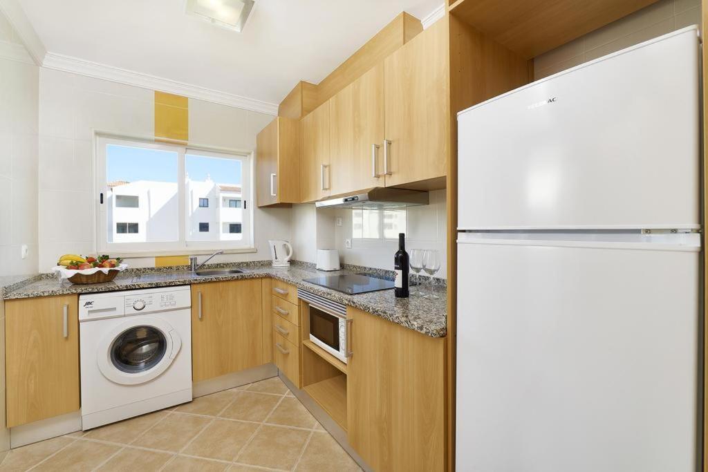 Studio Apartment,1186173310:JPEG