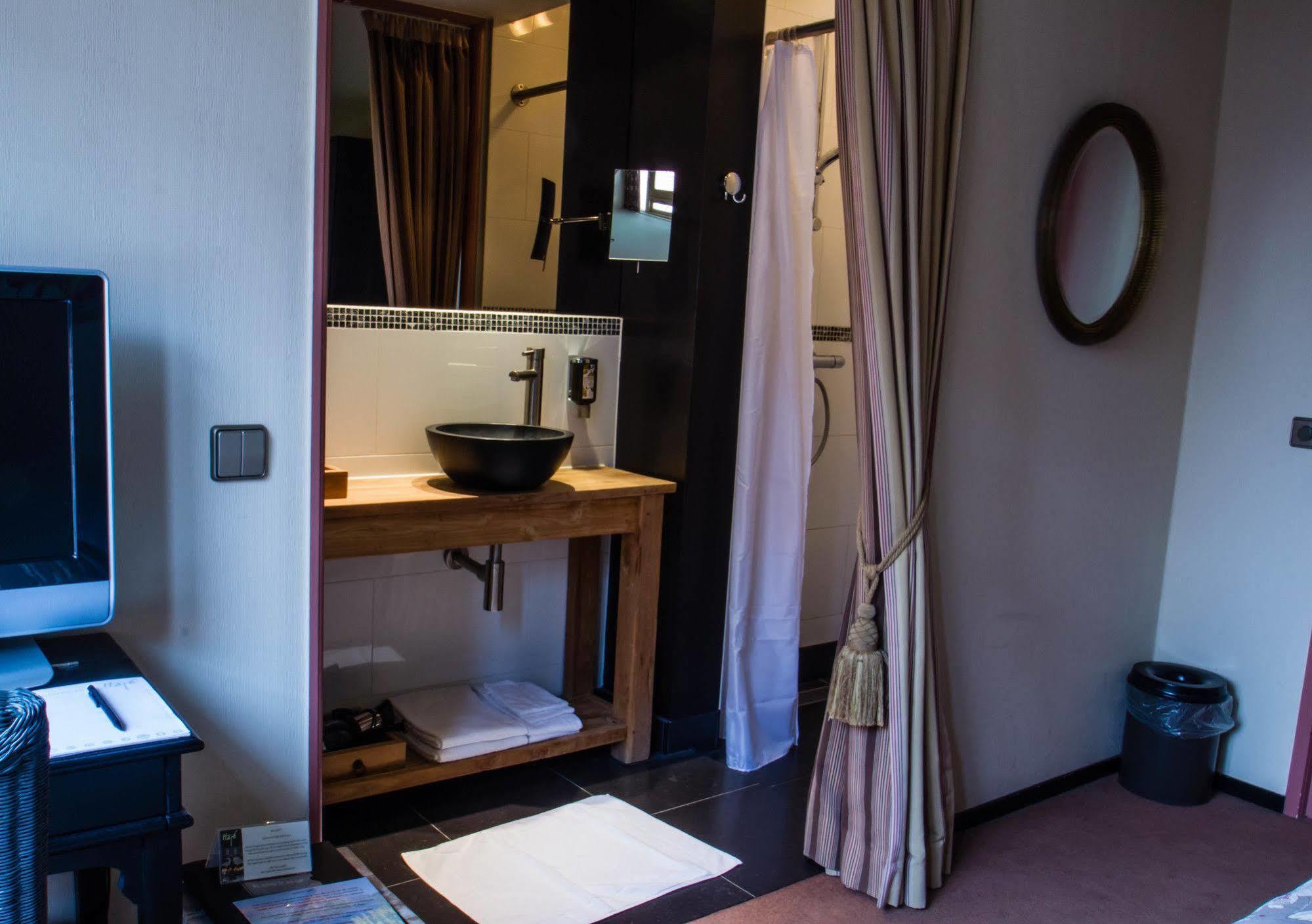 Standard Double Room,738525808:JPEG