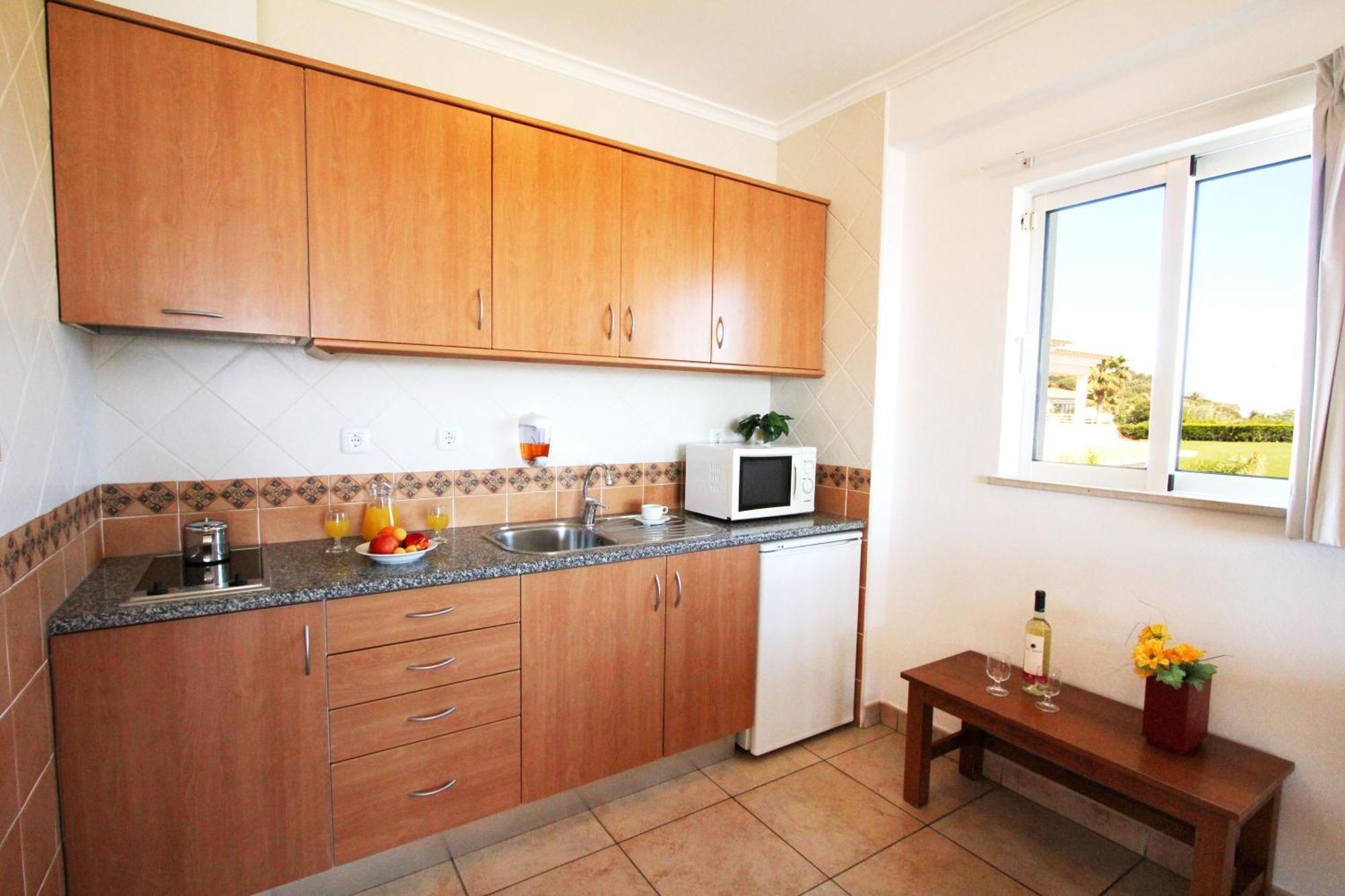 Apartamento com 1 Quarto e Vista Mar Parcial