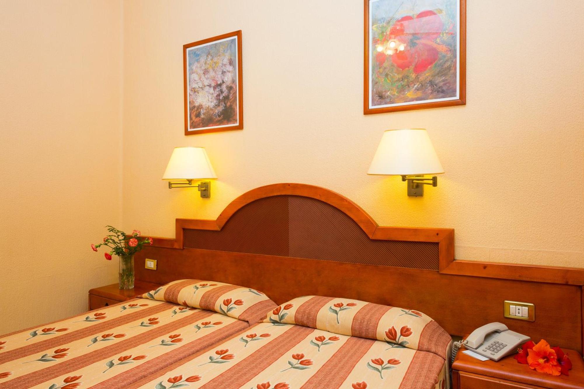 Double or Twin Room,1666643581:JPEG