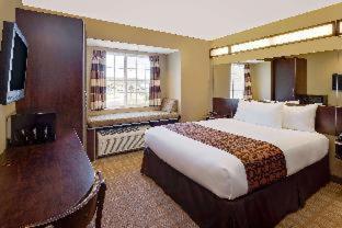 Queen Room - Mobility Access/Non-Smoking