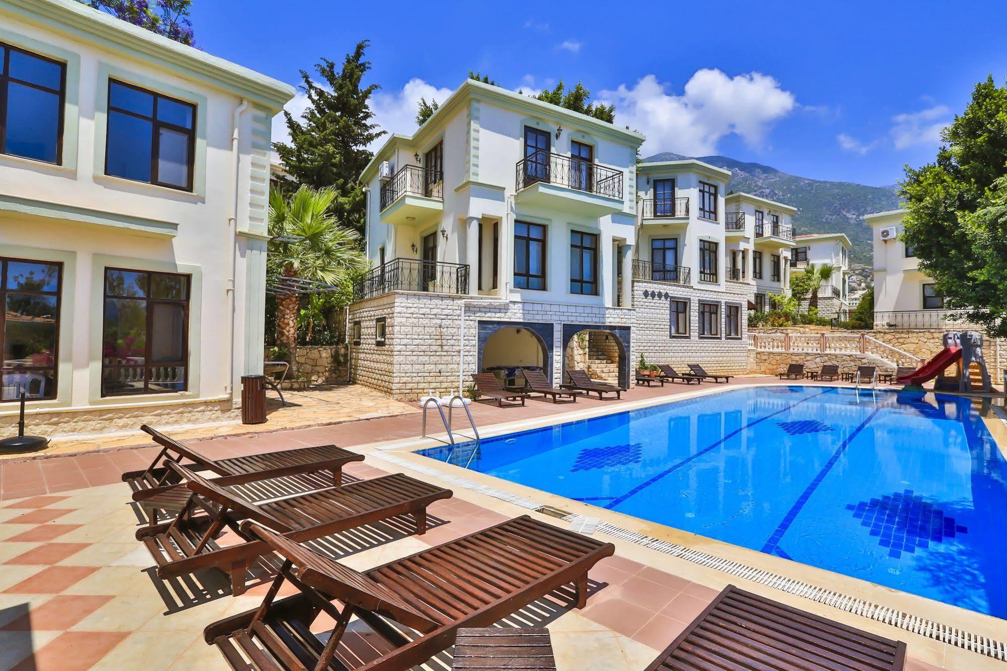 Villa mit 2 Schlafzimmern und Meerblick