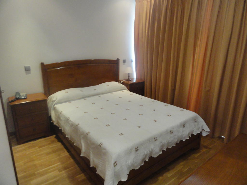 Quarto Duplo