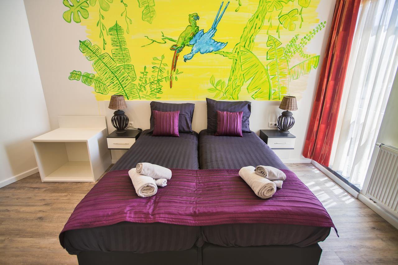 Double Room,695985600:JPEG