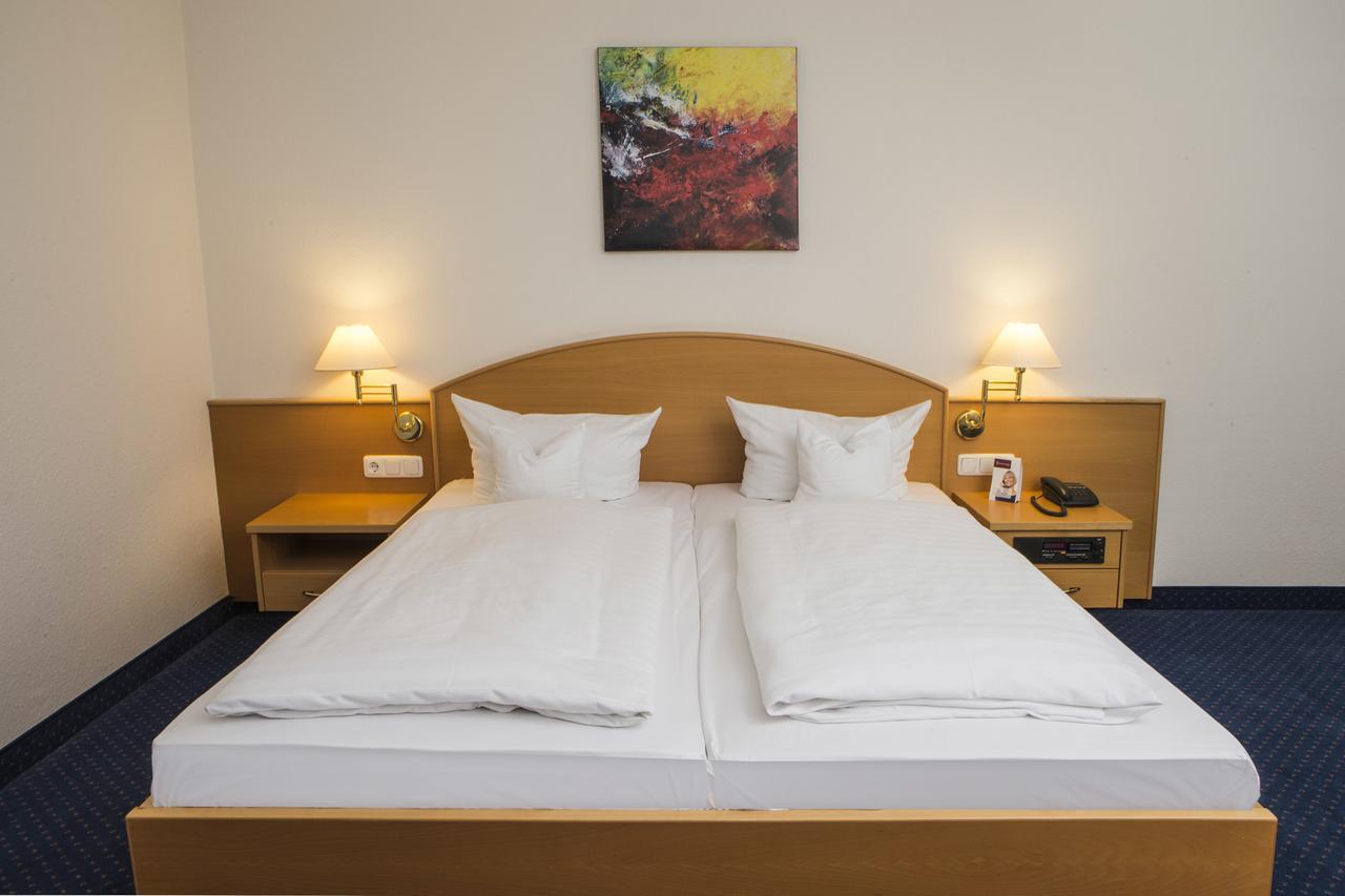 Double Room,697181952:JPEG