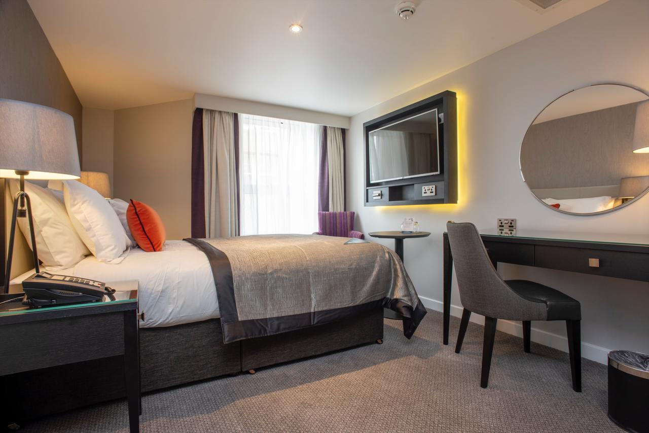 Standard King Room - Non-Smoking,697300527:JPEG