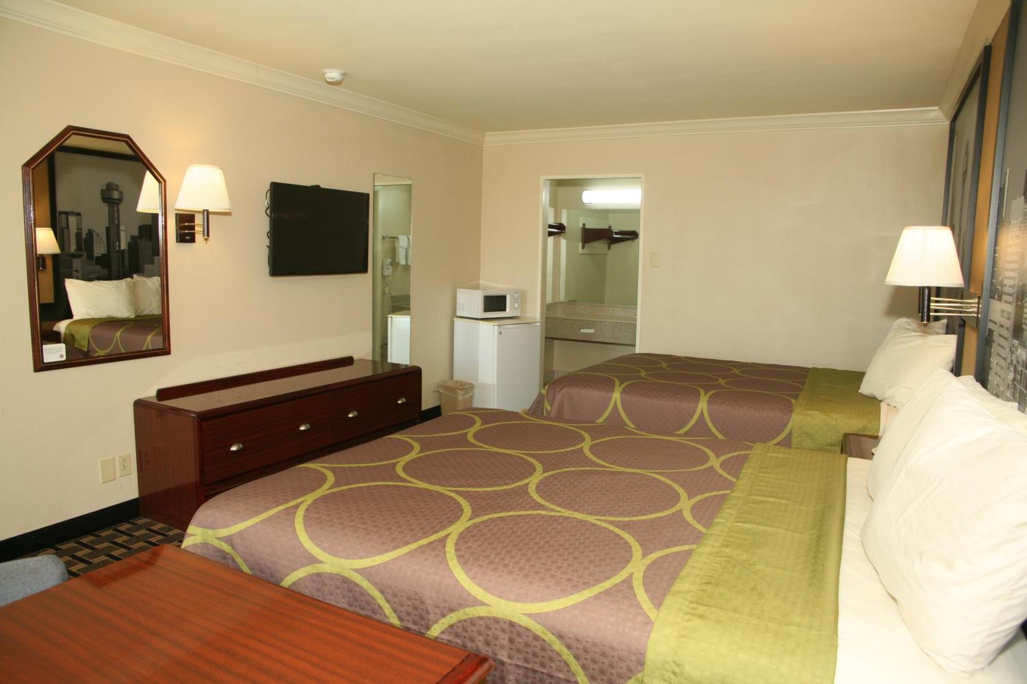 Double Room with Two Double Beds - Non-Smoking