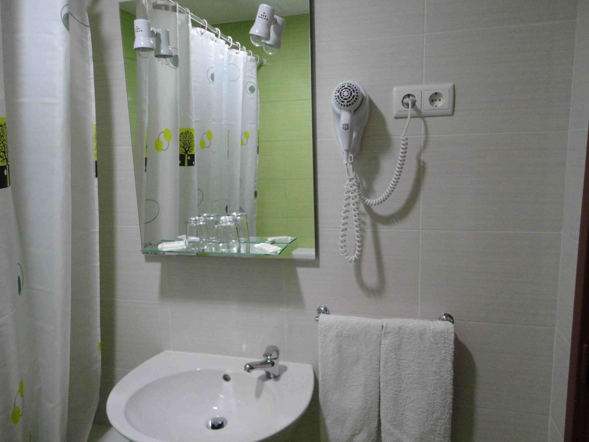 Quarto Familiar (4 Adultos)