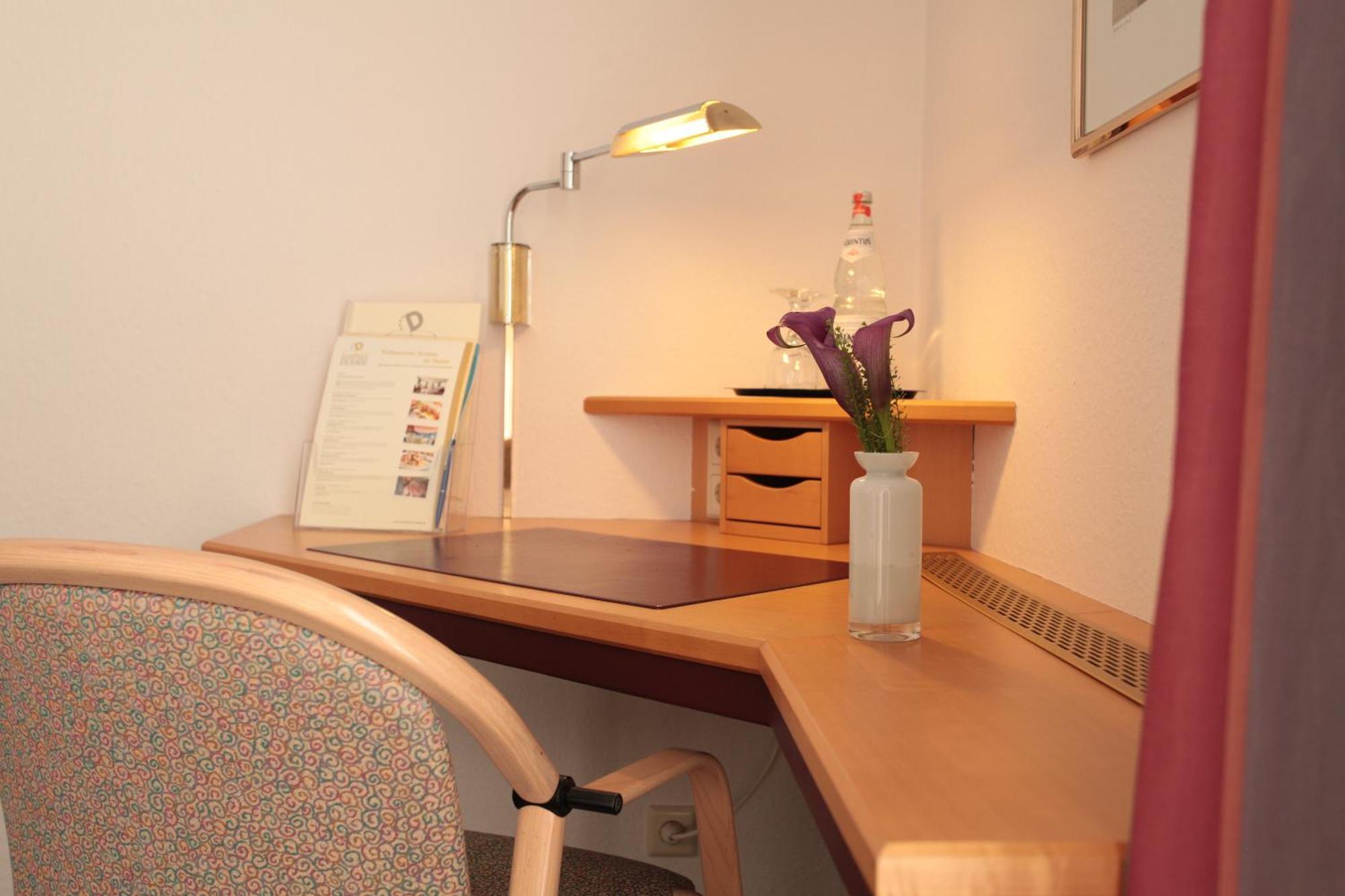 Classic Double Room,699753988:JPEG