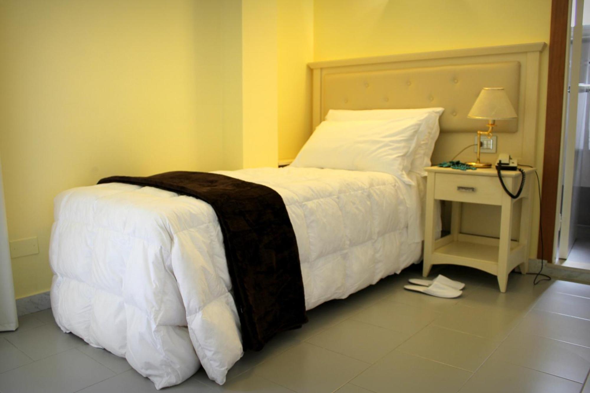 Single Room,700001071:JPEG