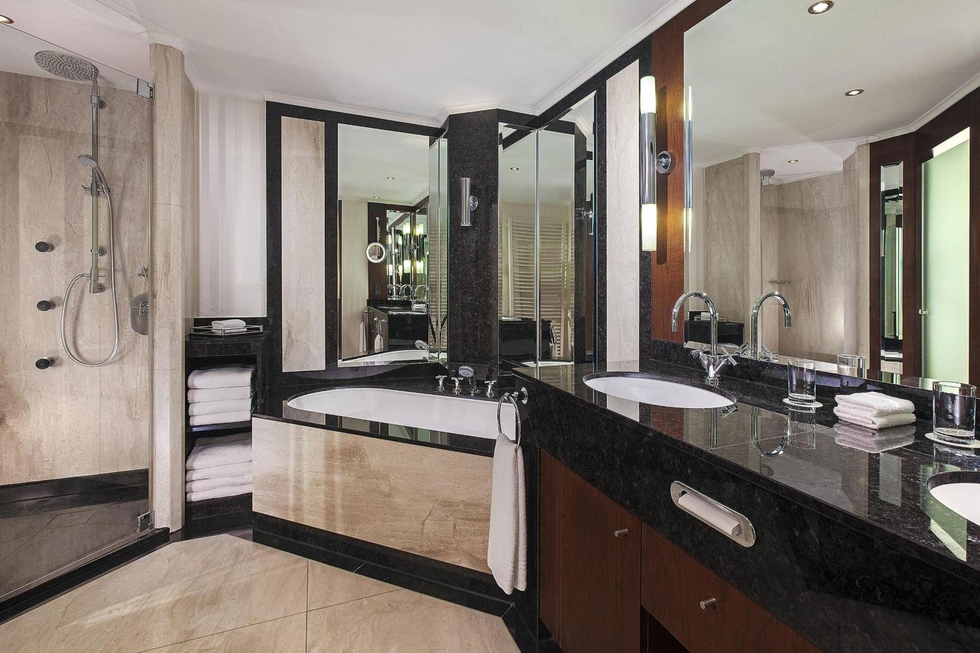 Westin Suite, 1Bedroom, 1King,1179276838:JPEG