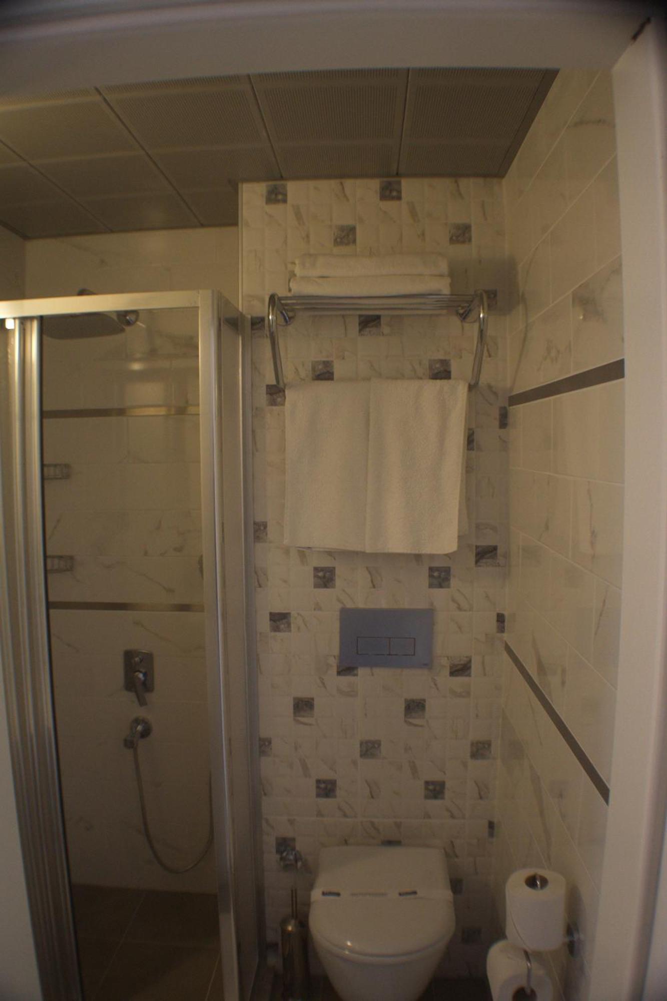 Single Room,917815576:JPEG