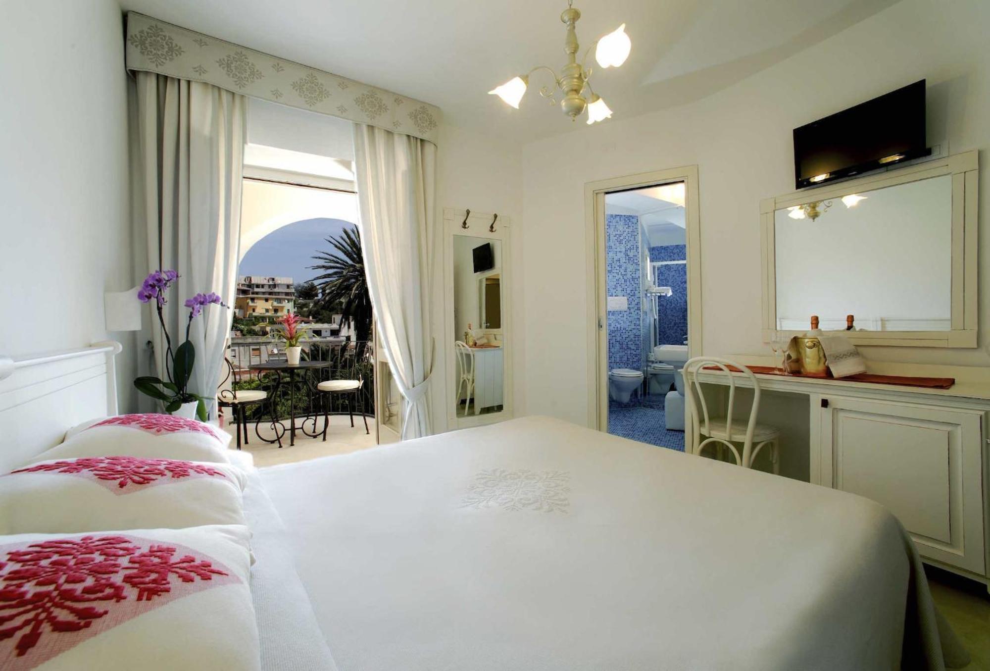 Doppelzimmer mit Balkon