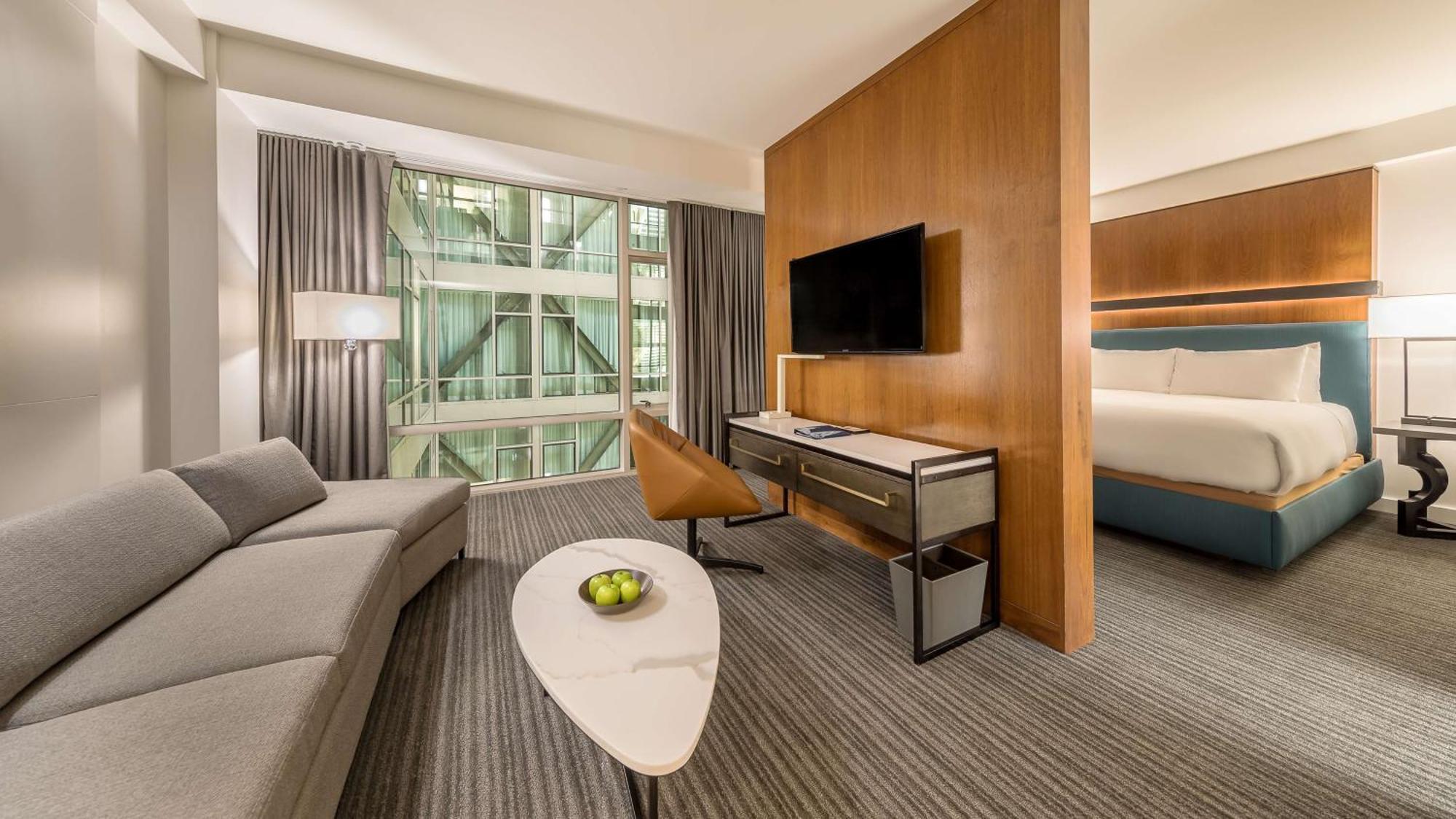 Andaz Suite,1588042038:JPEG
