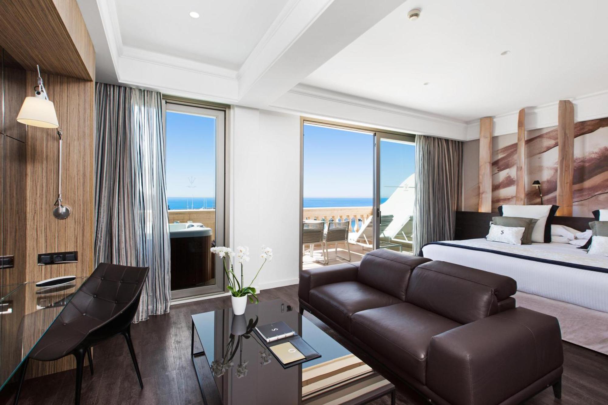 Junior Suite met Uitzicht op Zee en Bubbelbad