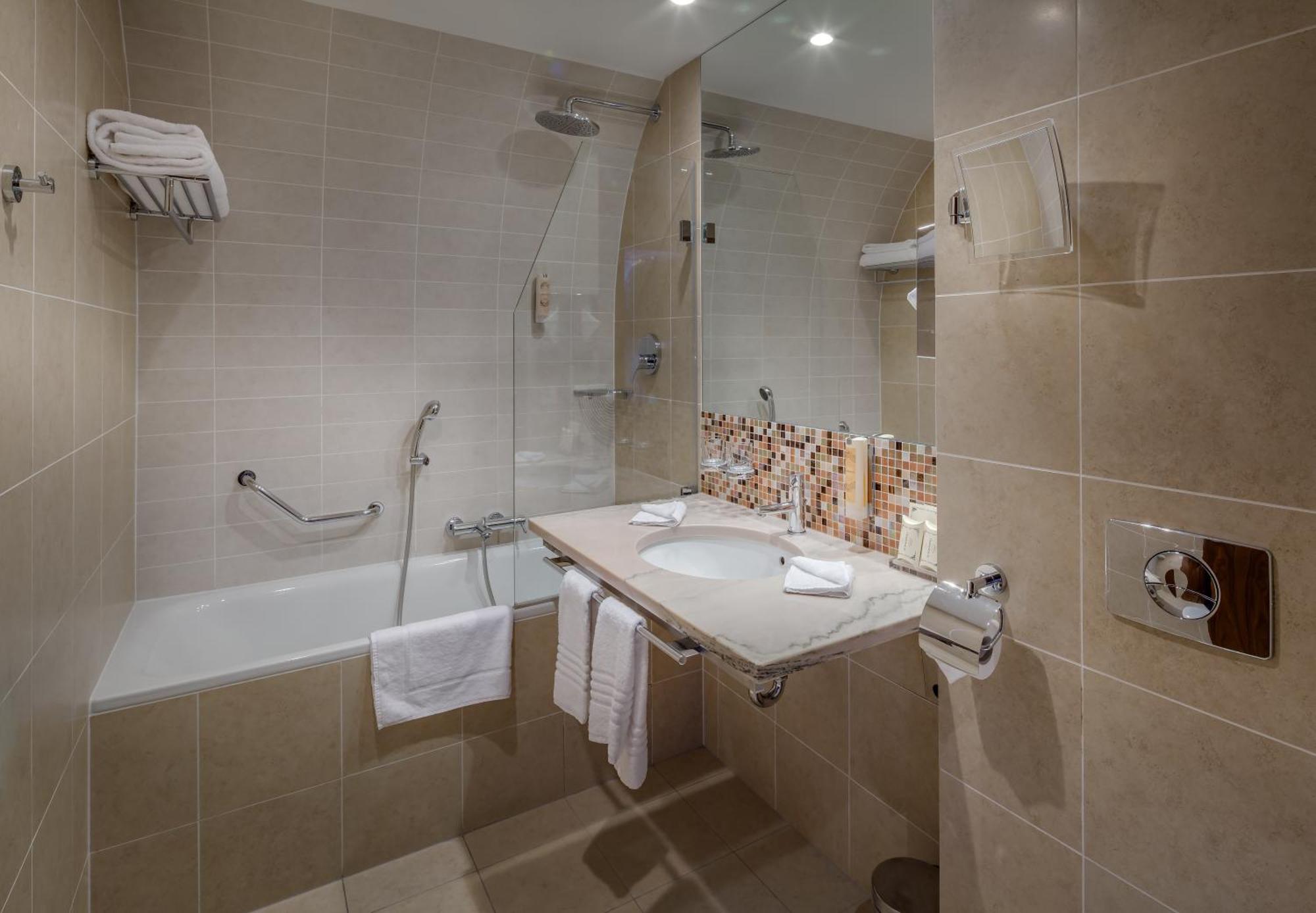 Superior Doppelzimmer mit Flussblick