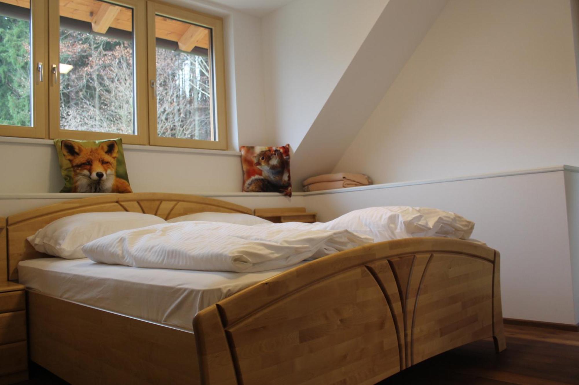Comfort Three-Bedroom Apartment,706911559:JPEG
