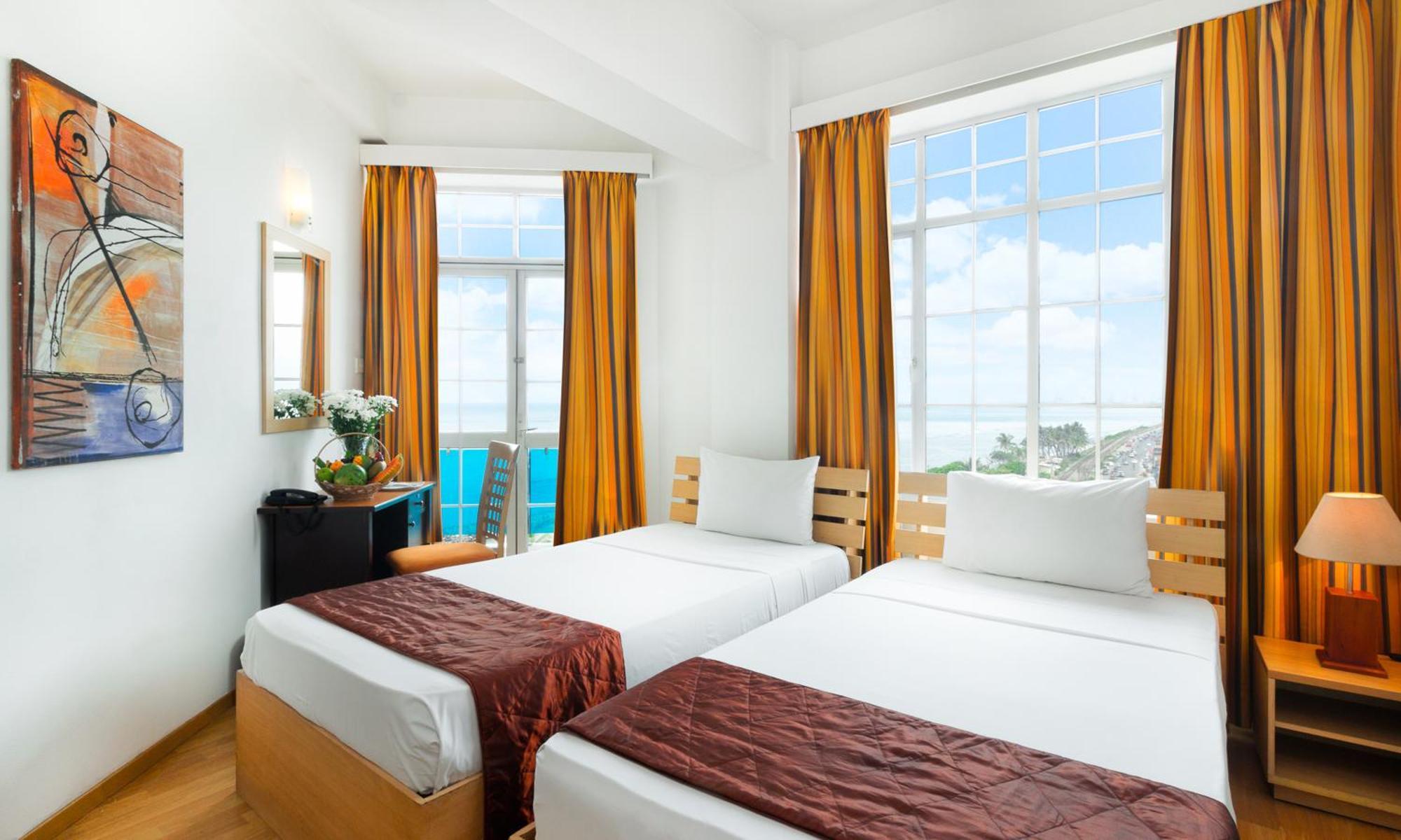 Appartamento con 3 Camere da Letto e Vista Mare/Città