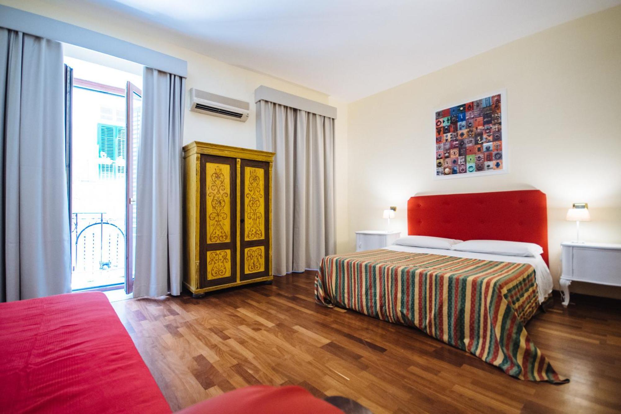 Doppelzimmer mit Balkon