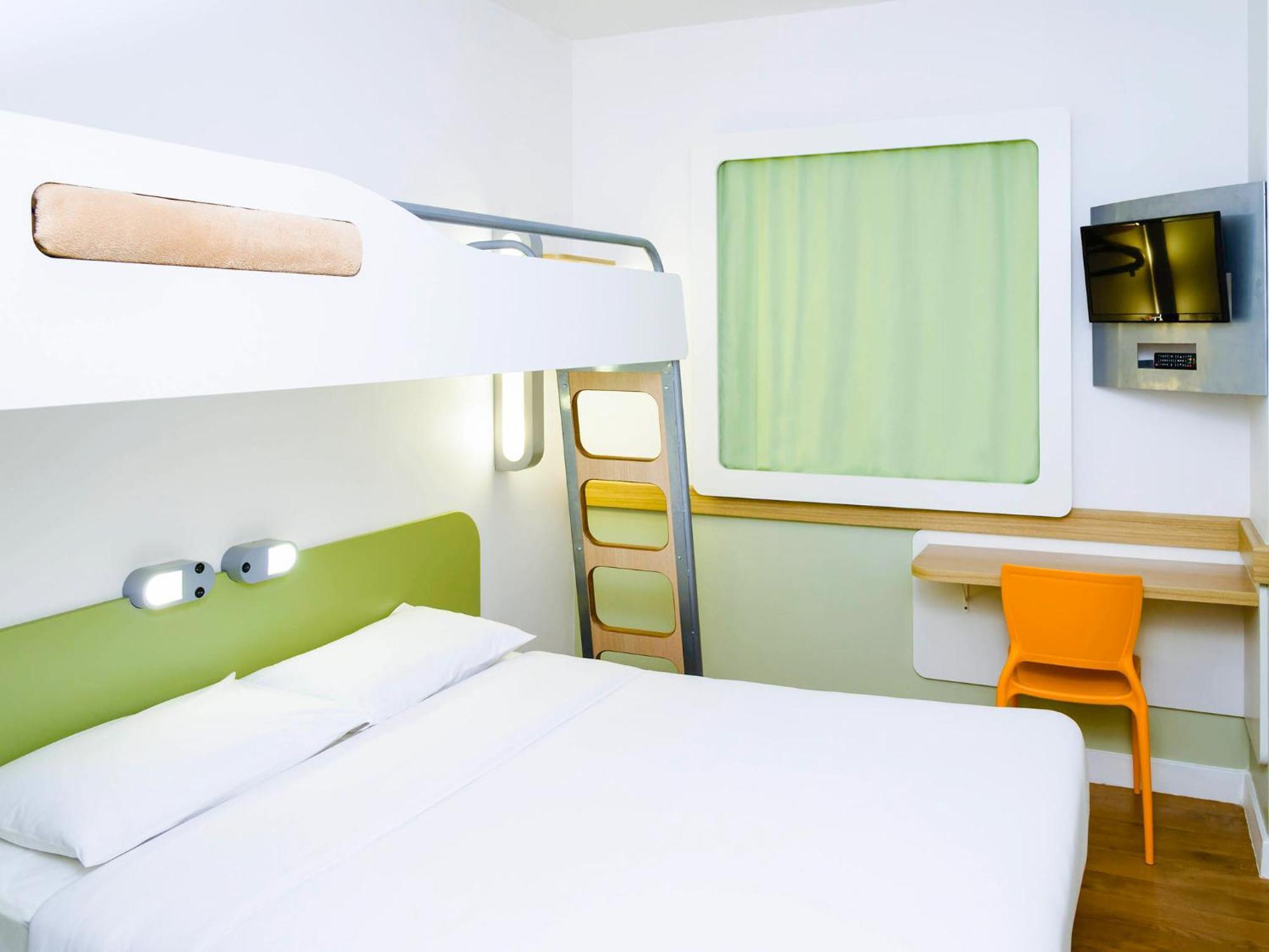Apartamento de 1 Quarto com Cama de Casal e Cama de Solteiro