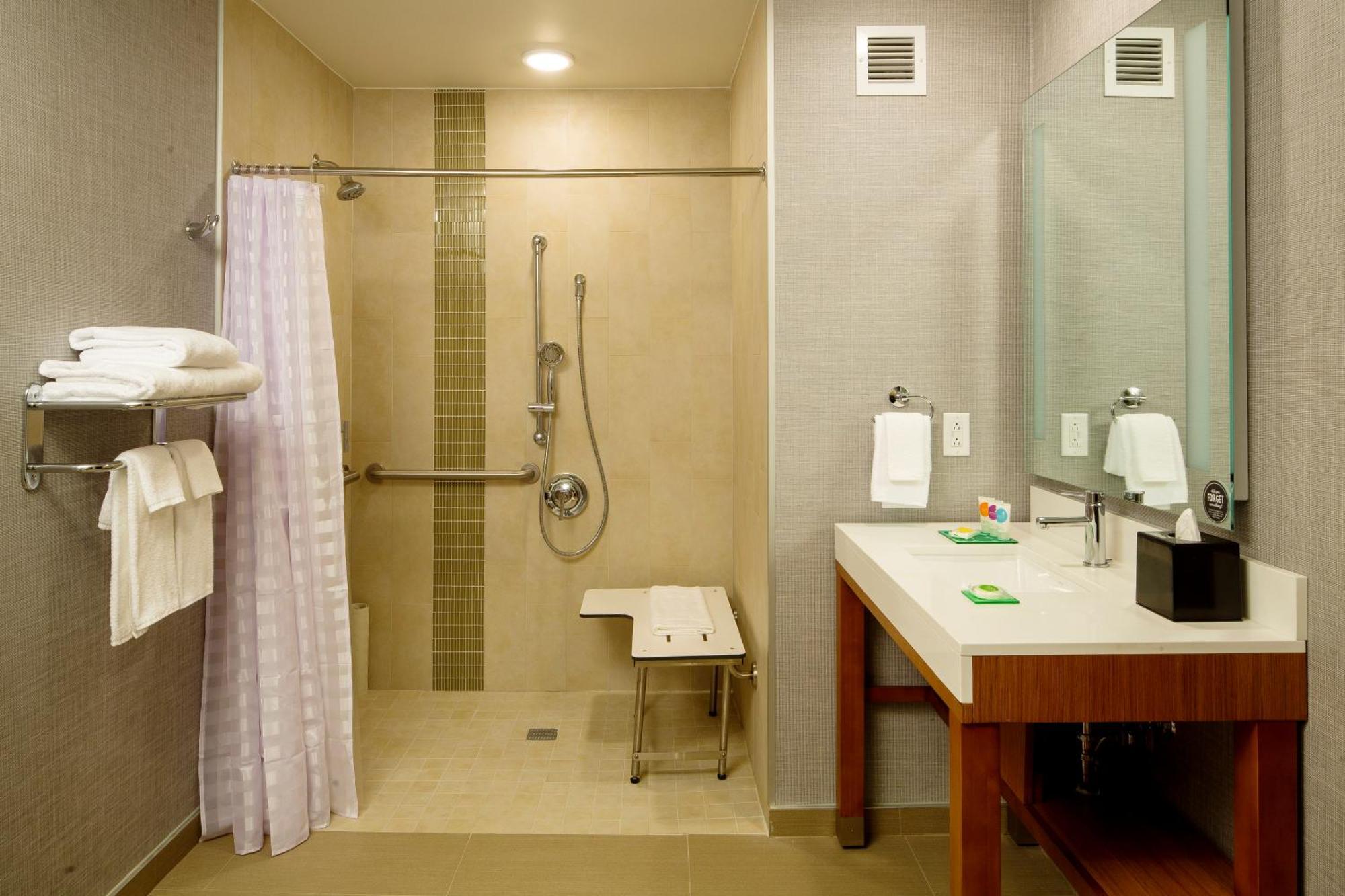 King Room with Sofa Bed and Accessible Tub - Disability Access,1276011568:JPEG