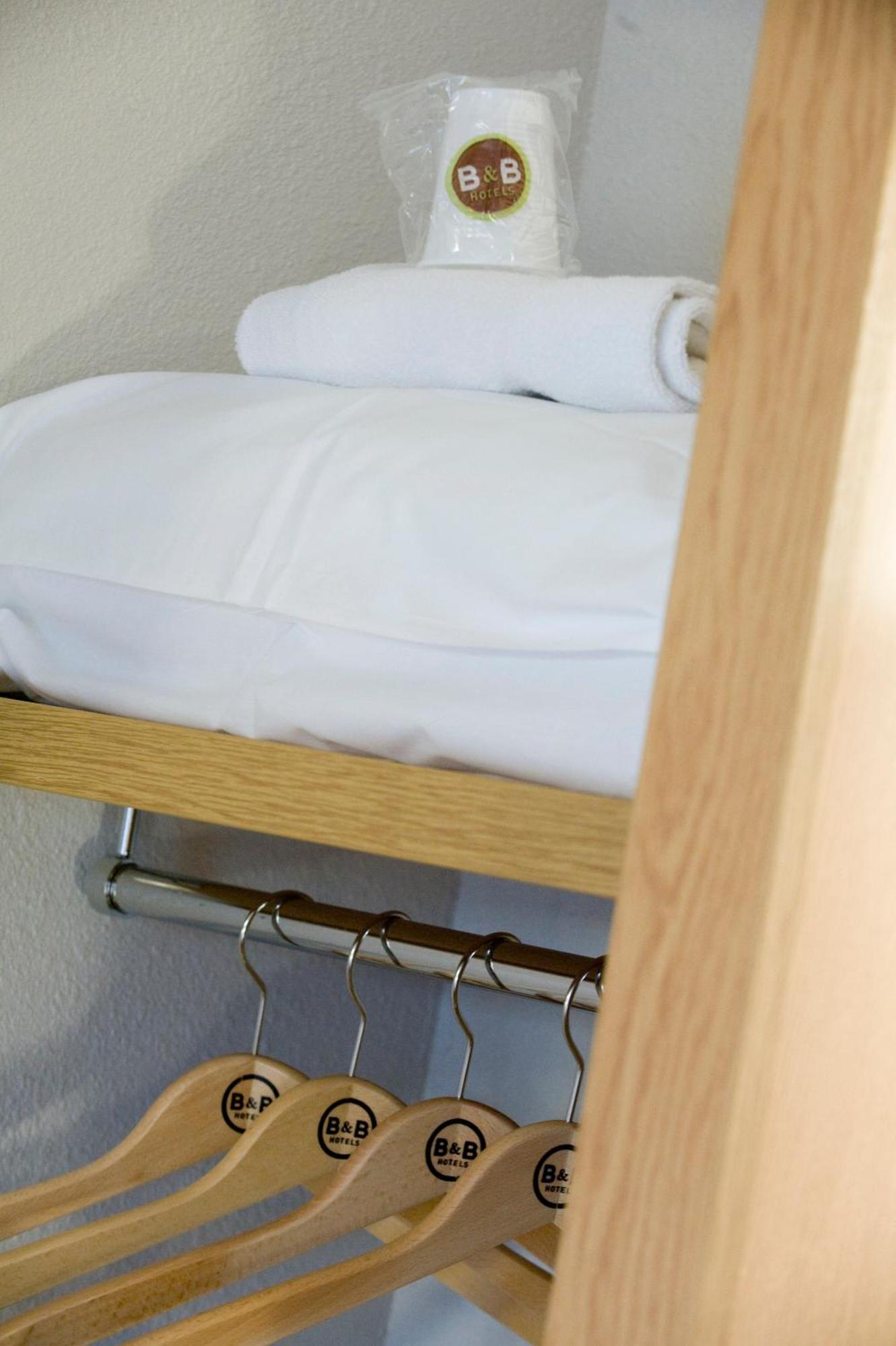 Chambre Double - Accessible aux Personnes à Mobilité Réduite