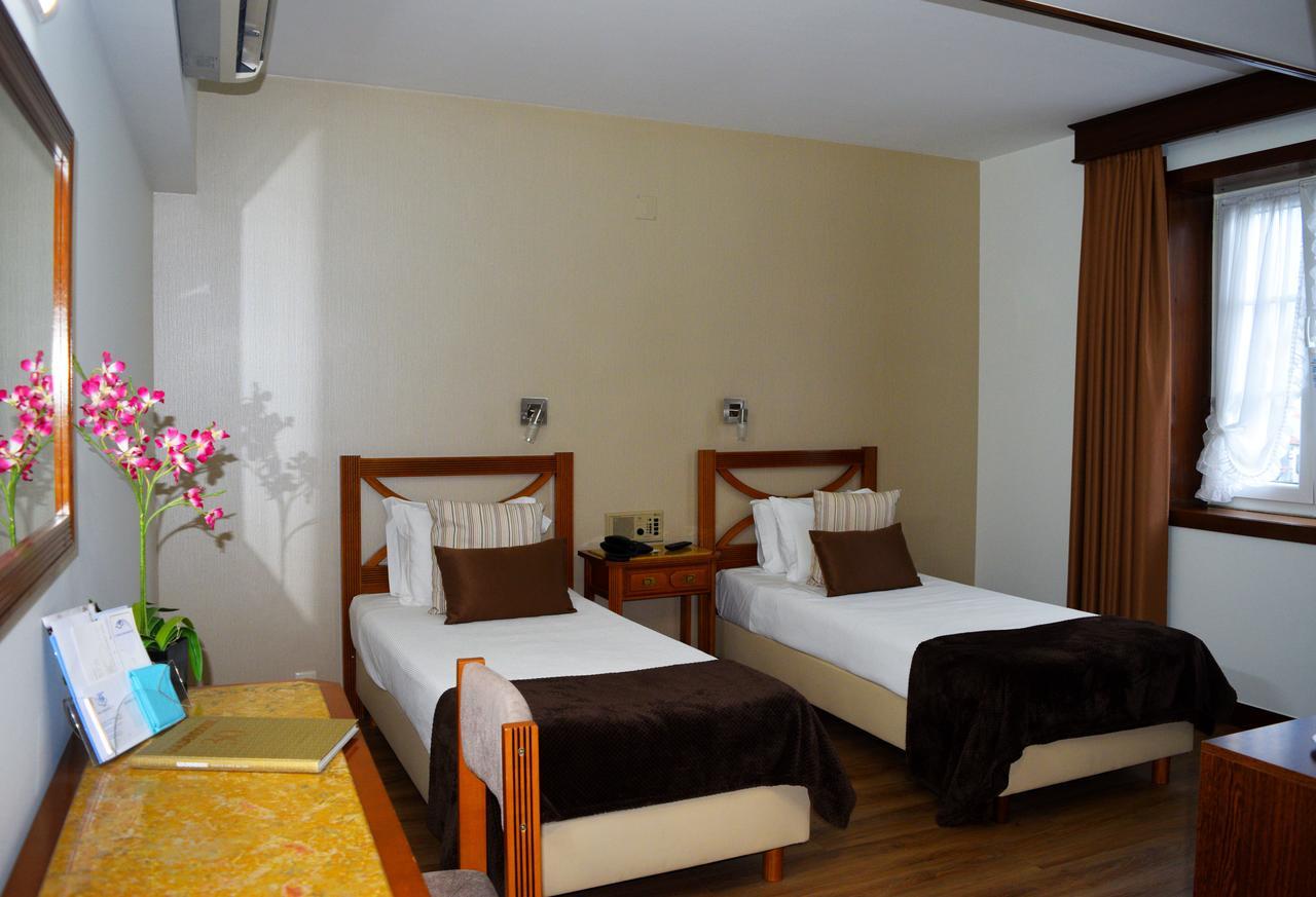 Quarto Twin