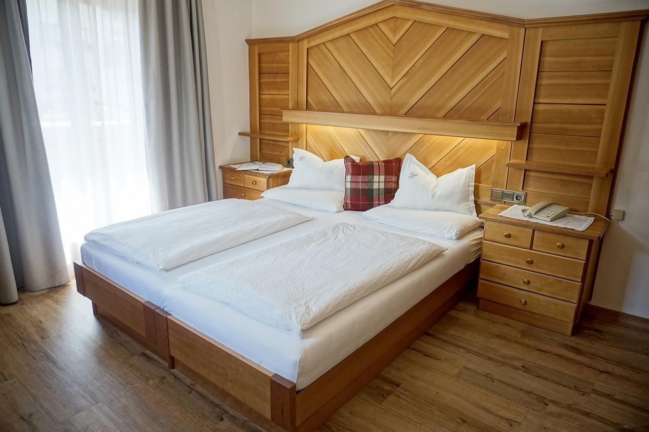 Deluxe Double or Twin Room,1722942707:JPEG