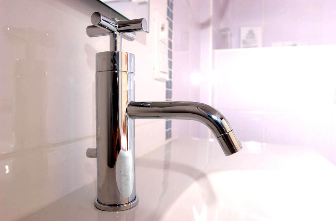 Chambre Double avec Douche et sans Balcon - Vue sur Port