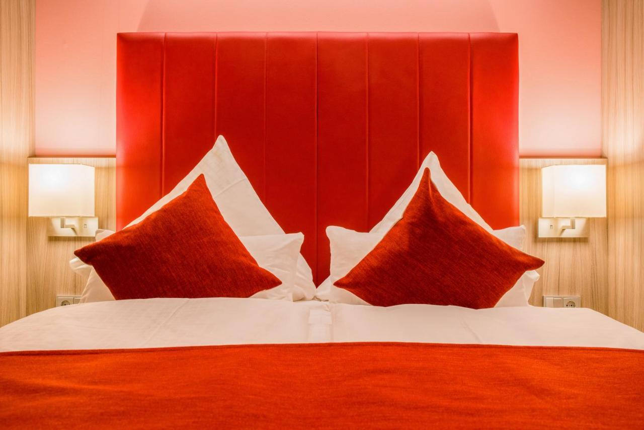 Comfort Queen Room,1276902157:JPEG